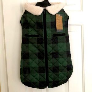 New Paw & Tail dog jacket. Size L. Green and black quilted plaid.  Zips on back.